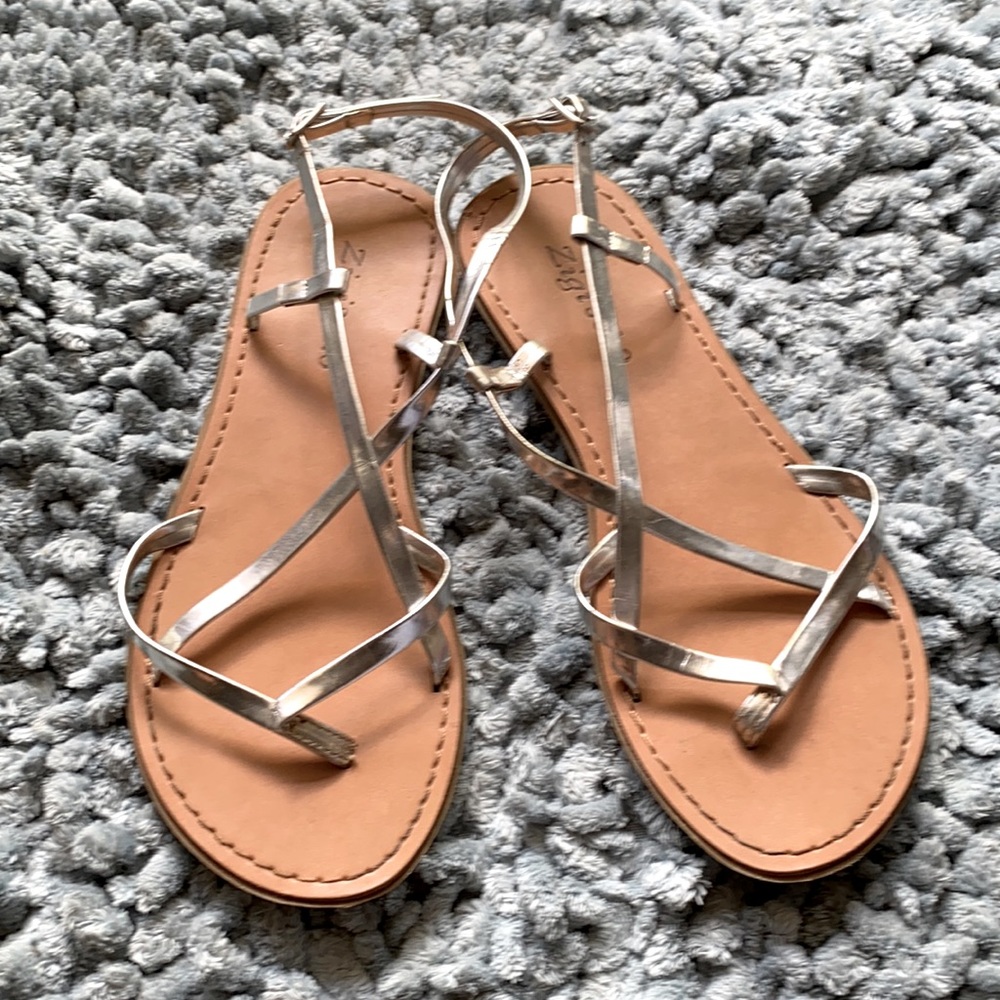 Silver metallic Roman sandals sz 6.5